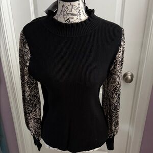 Black and Cream Women's Top